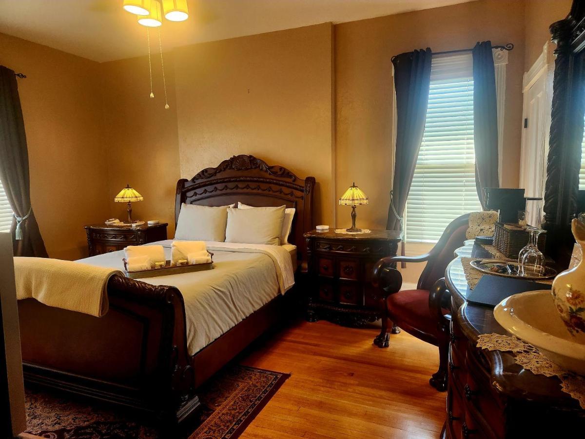 Downen House Bed & Breakfast Pueblo Esterno foto