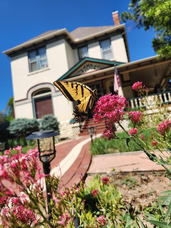 Downen House Bed & Breakfast Bed and Breakfast Pueblo Esterno foto