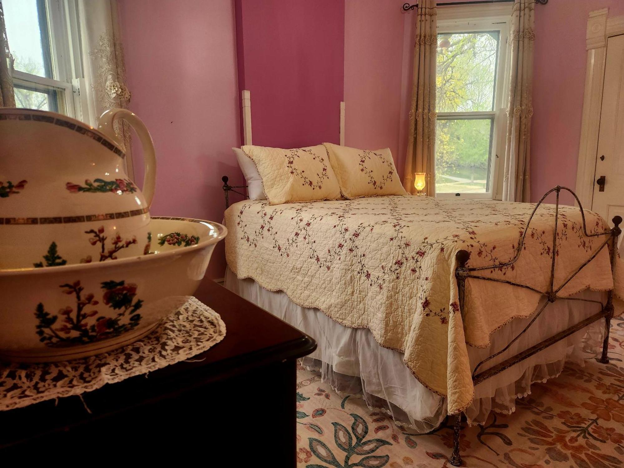 Downen House Bed & Breakfast Pueblo Camera foto